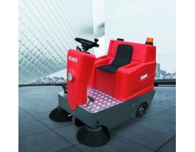 Xe quét rác ngồi lái